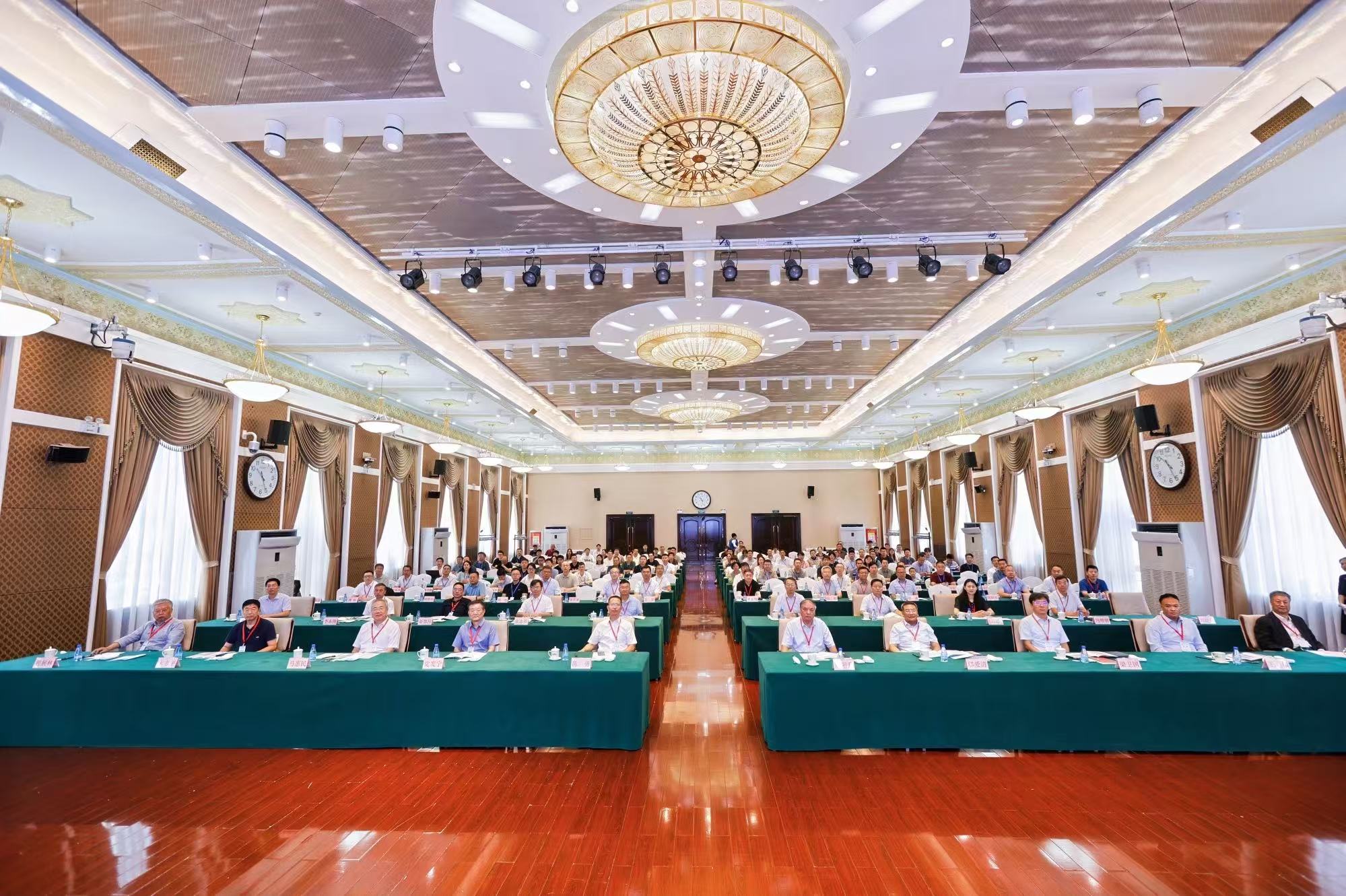 华体会在线-华体会中国
展风采|深耕岩土前沿！苏州华体会在线-华体会中国
低场核磁技术亮相第四届西北岩土力学大会